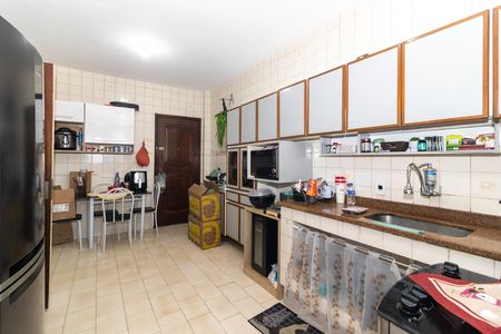 Apartamento para alugar com 129m², 3 quartos e 2 vagas Apartamento para alugar com 129m², 3 quartos e 2 vagasCozinha