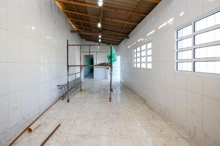Casa para alugar com 250m², 5 quartos e 2 vagas Casa para alugar com 250m², 5 quartos e 2 vagasSalão Edícula