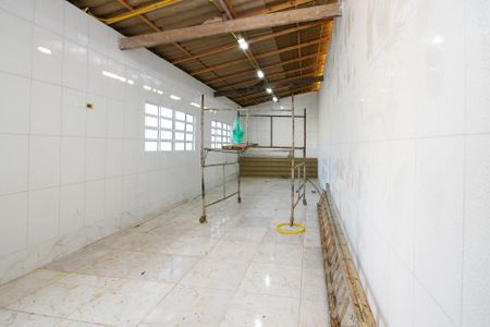 Casa para alugar com 250m², 5 quartos e 2 vagas Casa para alugar com 250m², 5 quartos e 2 vagasSalão Edícula