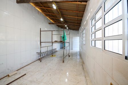 Casa para alugar com 250m², 5 quartos e 2 vagas Casa para alugar com 250m², 5 quartos e 2 vagasSalão Edícula