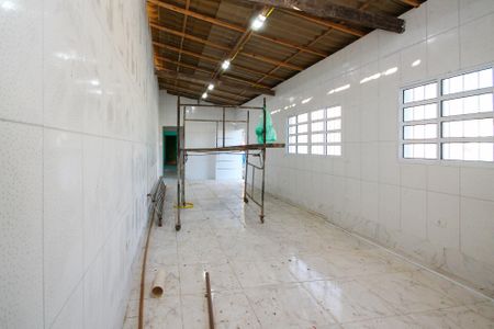 Casa para alugar com 250m², 5 quartos e 2 vagas Casa para alugar com 250m², 5 quartos e 2 vagasSalão Edícula