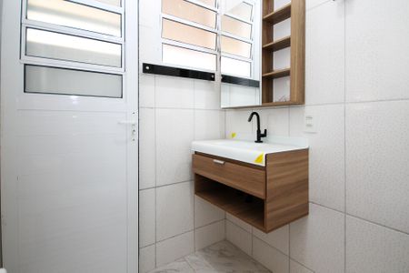 Casa para alugar com 250m², 5 quartos e 2 vagas Casa para alugar com 250m², 5 quartos e 2 vagasBanheiro Suíte 3