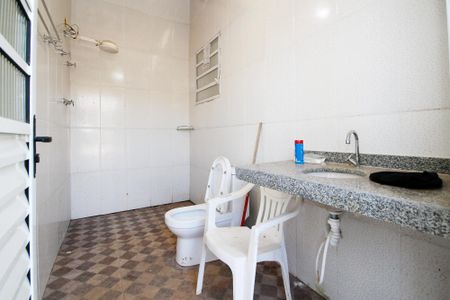 Casa para alugar com 250m², 5 quartos e 2 vagas Casa para alugar com 250m², 5 quartos e 2 vagasBanheiro Externo