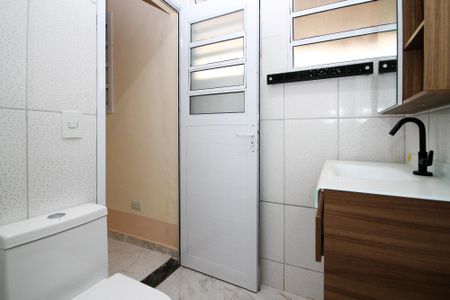 Casa para alugar com 250m², 5 quartos e 2 vagas Casa para alugar com 250m², 5 quartos e 2 vagasBanheiro Suíte 3