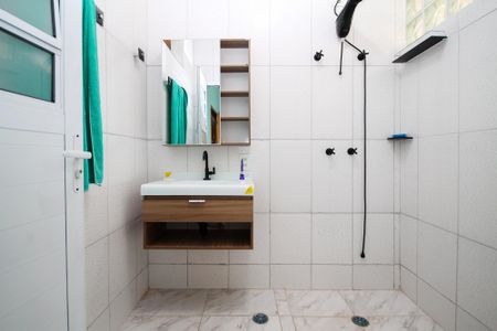 Casa para alugar com 250m², 5 quartos e 2 vagas Casa para alugar com 250m², 5 quartos e 2 vagasBanheiro Suíte 4