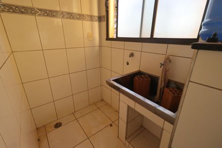 Cozinha de apartamento para alugar com 2 quartos, 45m² em Ipiranga, Ribeirão Preto