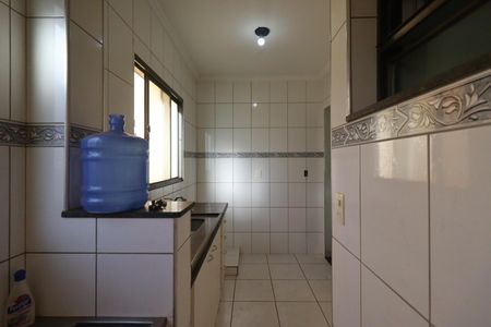Cozinha de apartamento para alugar com 2 quartos, 45m² em Ipiranga, Ribeirão Preto