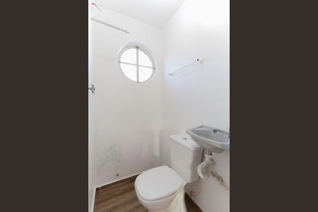 Banheiro da suíte de casa para alugar com 1 quarto, 35m² em Lauzane Paulista, São Paulo