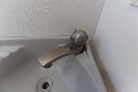 Banheiro da suíte de casa para alugar com 1 quarto, 35m² em Lauzane Paulista, São Paulo