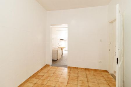 Quarto de serviço de casa para alugar com 2 quartos, 130m² em Vila Gustavo, São Paulo