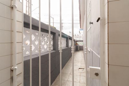 Área externa de casa para alugar com 2 quartos, 130m² em Vila Gustavo, São Paulo