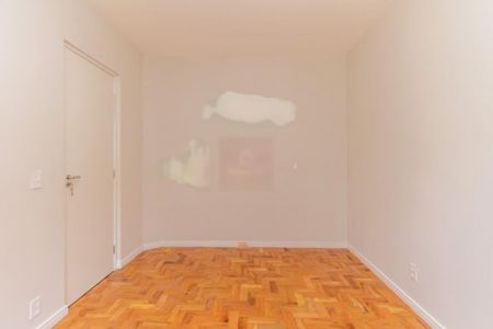 Apartamento à venda com 76m², 2 quartos e sem vaga