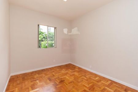 Apartamento à venda com 76m², 2 quartos e sem vaga