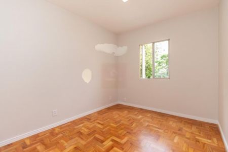 Apartamento à venda com 76m², 2 quartos e sem vaga
