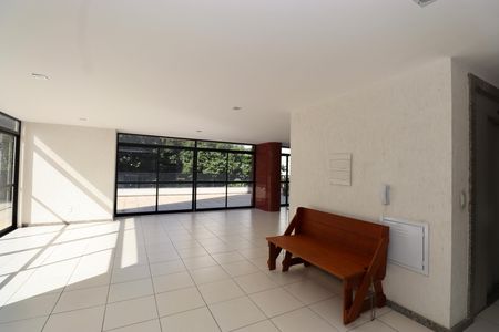 Área comum de apartamento para alugar com 1 quarto, 50m² em Jardim Armação, Salvador