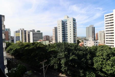 Vista  de apartamento para alugar com 1 quarto, 50m² em Jardim Armação, Salvador