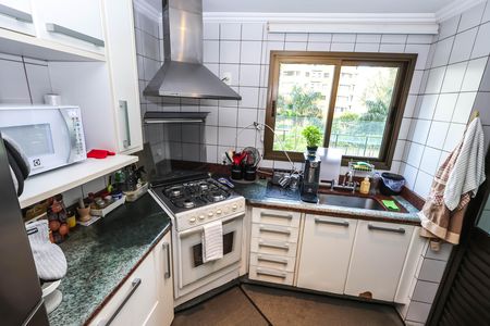 Apartamento à venda com 110m², 3 quartos e 2 vagasCozinha