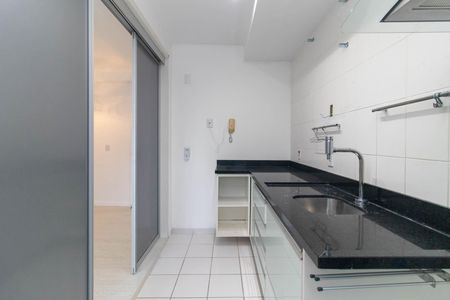 Apartamento à venda com 67m², 3 quartos e 1 vaga Apartamento à venda com 67m², 3 quartos e 1 vagaCozinha e Área de Serviço