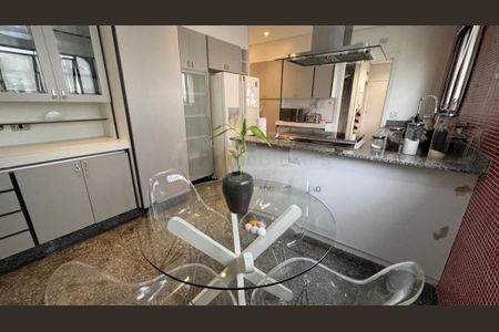 Apartamento à venda com 5 quartos, 843m² em Jardim da Saúde, São Paulo