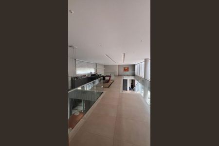 Sala de casa de condomínio para alugar com 4 quartos, 435m² em Morada da Colina, Uberlândia
