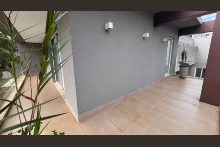 Casa de Condomínio para alugar com 4 quartos, 435m² em Morada da Colina, Uberlândia