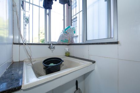 AREA DE SERVICO de apartamento à venda com 2 quartos, 45m² em Carlos Prates, Belo Horizonte