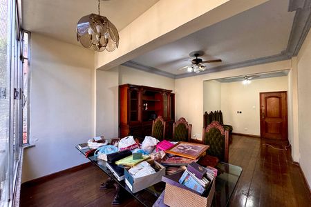 Apartamento à venda com 140m², 3 quartos e 1 vaga