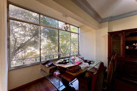 Apartamento à venda com 140m², 3 quartos e 1 vaga
