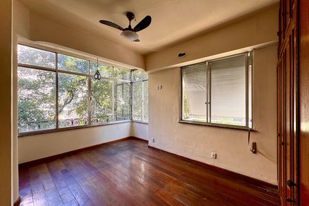 Apartamento à venda com 140m², 3 quartos e 1 vaga