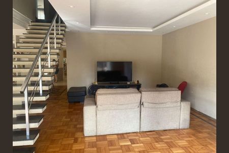 Casa à venda com 380m², 4 quartos e 3 vagas
