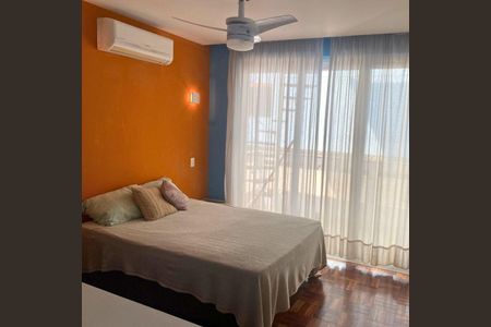 Casa à venda com 380m², 4 quartos e 3 vagas