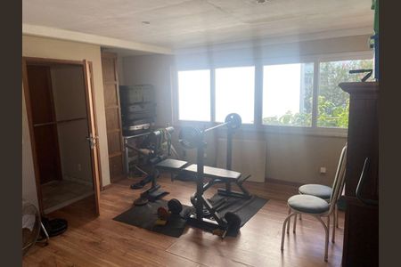 Casa à venda com 380m², 4 quartos e 3 vagas