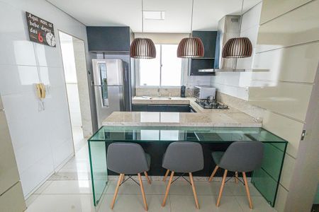 Apartamento para alugar com 90m², 3 quartos e 2 vagas Apartamento para alugar com 90m², 3 quartos e 2 vagascozinha americana