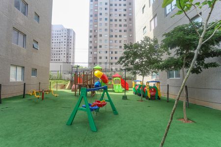 Apartamento à venda com 44m², 2 quartos e sem vaga Apartamento à venda com 44m², 2 quartos e sem vagaÁrea comum - Playground