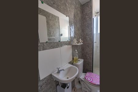 Banheiro de apartamento para alugar com 2 quartos, 44m² em Parque Bristol, São Bernardo do Campo