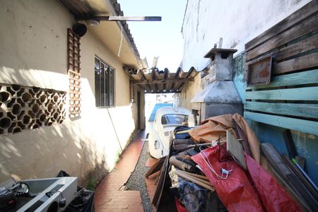Garagem de casa para alugar com 4 quartos, 200m² em Jardim Catanduva, São Paulo