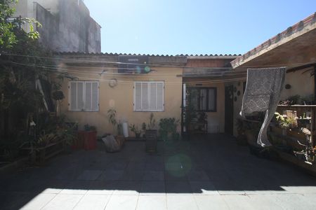 Casa para alugar com 200m², 4 quartos e 3 vagasQuintal