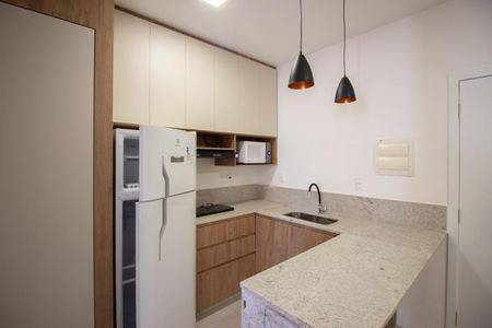 Apartamento para alugar com 33m², 1 quarto e 1 vaga Apartamento para alugar com 33m², 1 quarto e 1 vagaCozinha e Área de Serviço