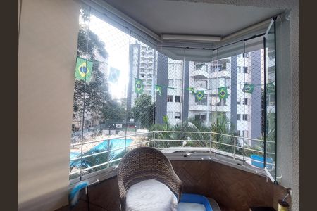 Varanda da Sala de apartamento para alugar com 3 quartos, 76m² em Vila Sofia, São Paulo
