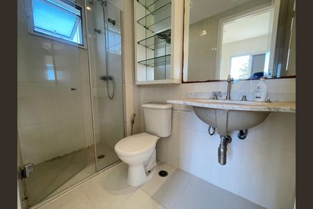 Banheiro 2 de apartamento para alugar com 3 quartos, 67m² em Jaguaré, São Paulo