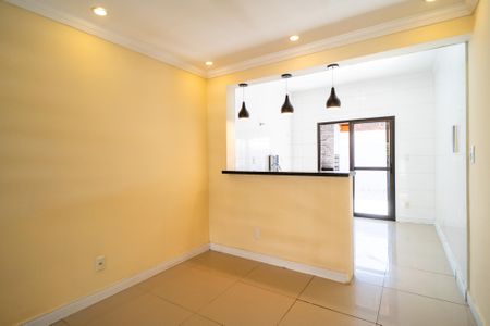 Casa de condomínio para alugar com 120m², 4 quartos e 3 vagas Casa de condomínio para alugar com 120m², 4 quartos e 3 vagasCozinha