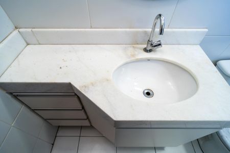 Casa de condomínio para alugar com 120m², 4 quartos e 3 vagas Casa de condomínio para alugar com 120m², 4 quartos e 3 vagasBanheiro da Suíte 1