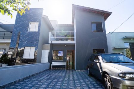 Casa de condomínio para alugar com 120m², 4 quartos e 3 vagas Casa de condomínio para alugar com 120m², 4 quartos e 3 vagasFachada