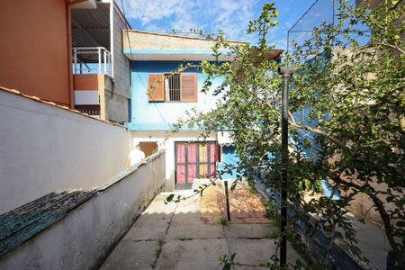 Quintal Compartilhado de casa à venda com 4 quartos, 74m² em Vila Campo Grande, São Paulo