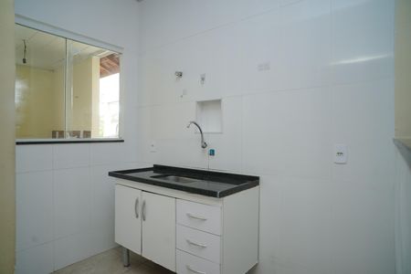 Casa para alugar com 50m², 2 quartos e 5 vagas Casa para alugar com 50m², 2 quartos e 5 vagasCozinha