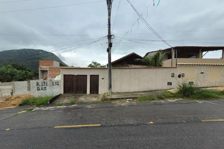Casa para alugar com 50m², 2 quartos e 5 vagas Casa para alugar com 50m², 2 quartos e 5 vagasFachada