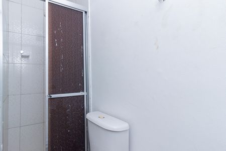 Banheiro de casa à venda com 1 quarto, 500m² em Vila Mangalot, São Paulo