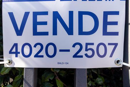 Apartamento à venda com 54m², 2 quartos e 1 vaga Apartamento à venda com 54m², 2 quartos e 1 vagaPlaca instalada