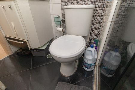 Apartamento à venda com 54m², 2 quartos e 1 vaga Apartamento à venda com 54m², 2 quartos e 1 vagaBanheiro