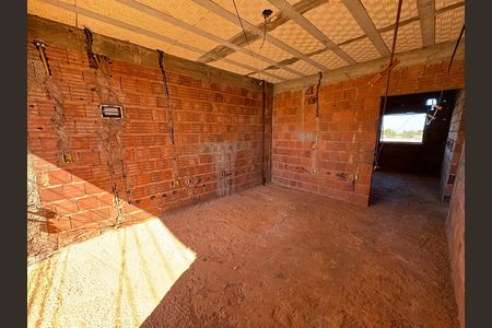 Casa à venda com 4 quartos, 200m² em Bairra, Brasília
